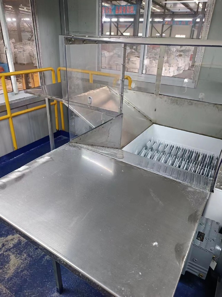 雙軸破碎機用于大處理量，出料粒徑小的工況